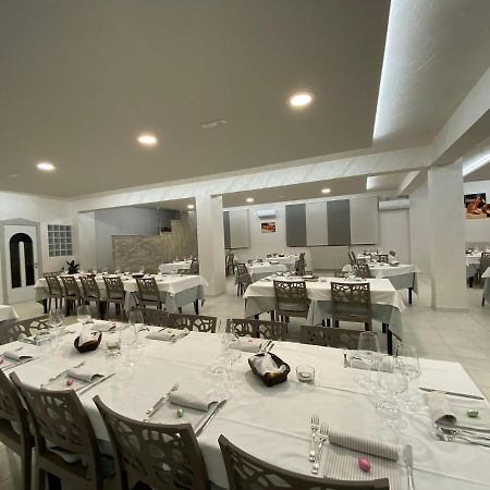 Santoianni Hotel San Martino in Pensilis Buitenkant foto