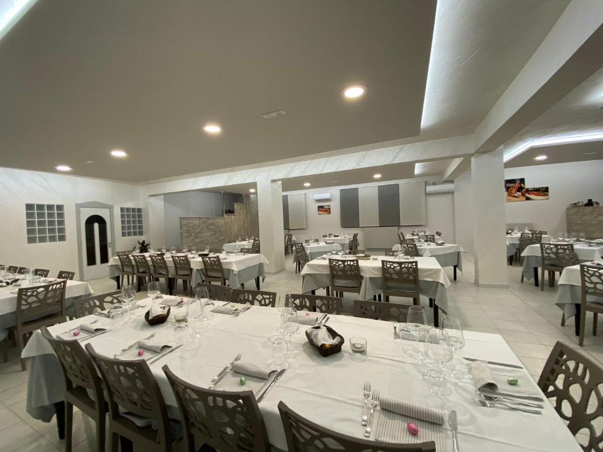Santoianni Hotel San Martino in Pensilis Buitenkant foto