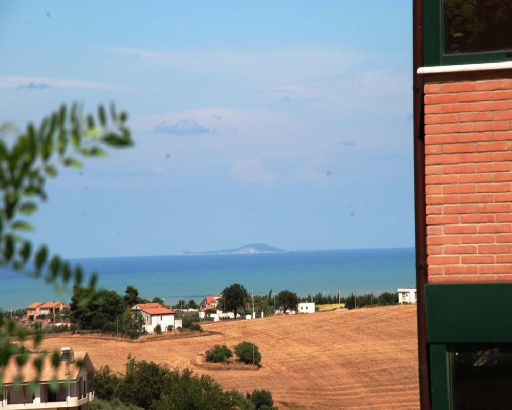 Santoianni Hotel San Martino in Pensilis Buitenkant foto